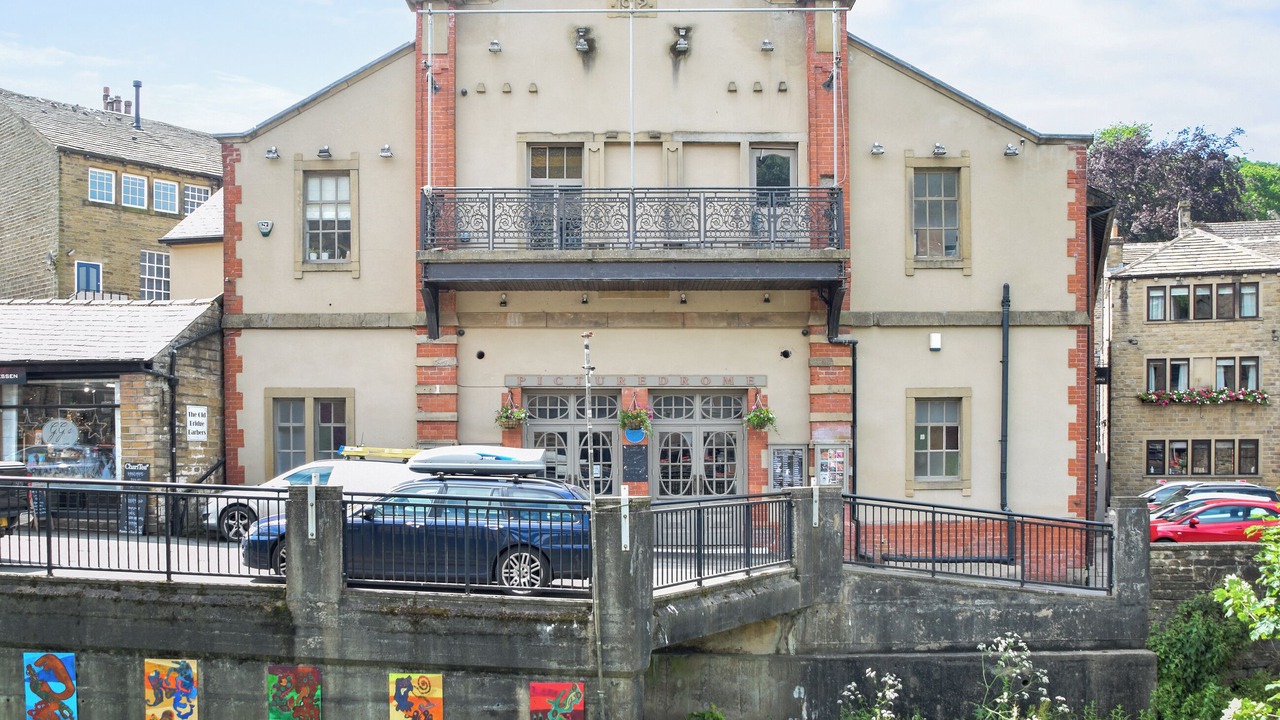 Photo of Others in Hepworth