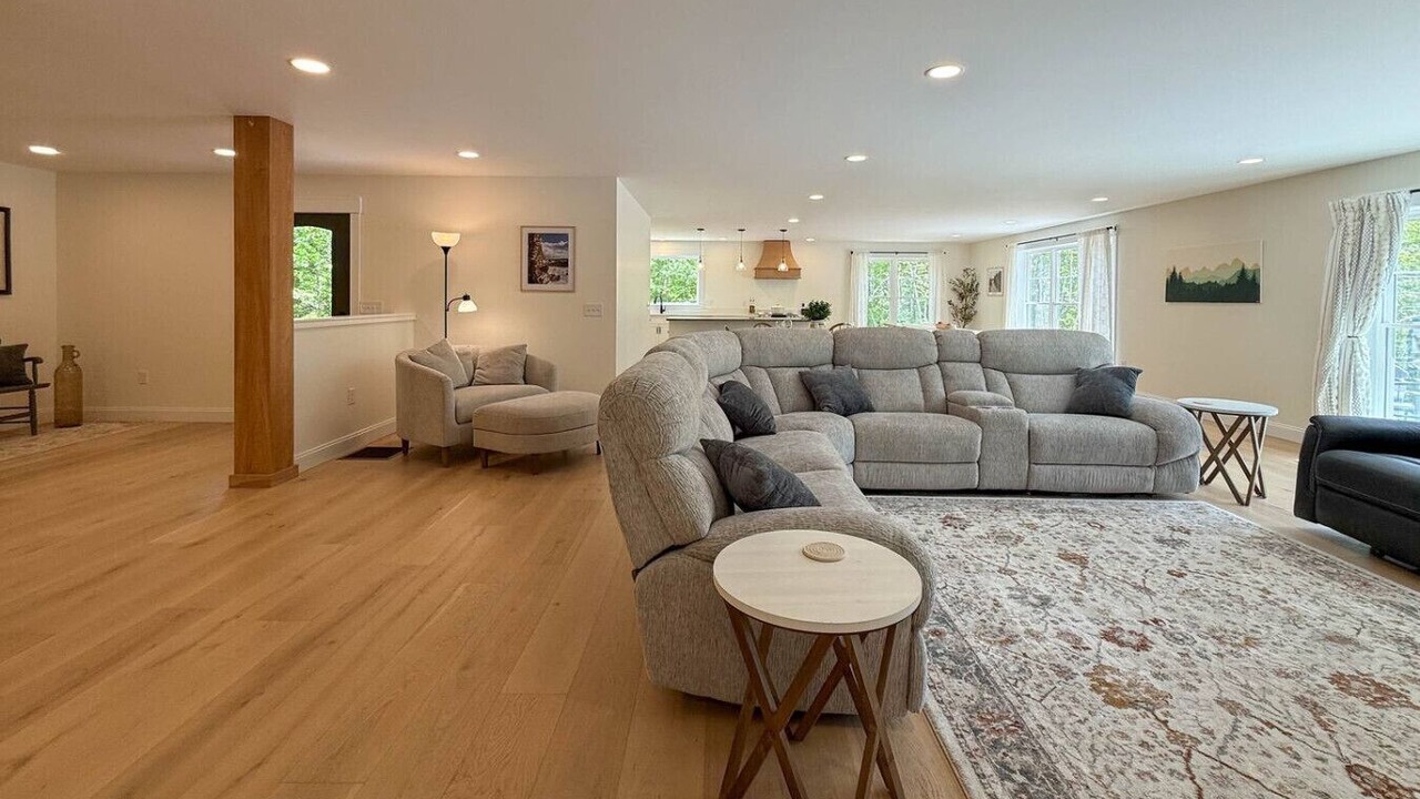 Photo of Livingroom in Center Conway