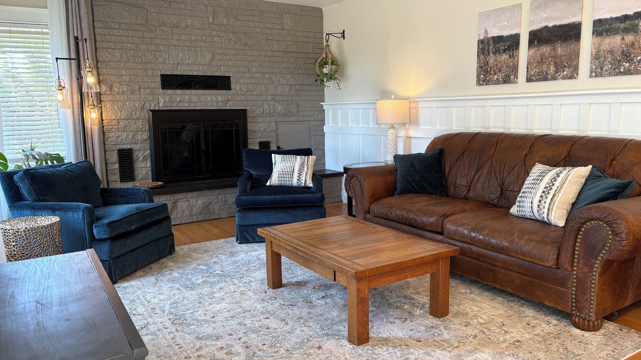 Photo of Livingroom in Bremerton