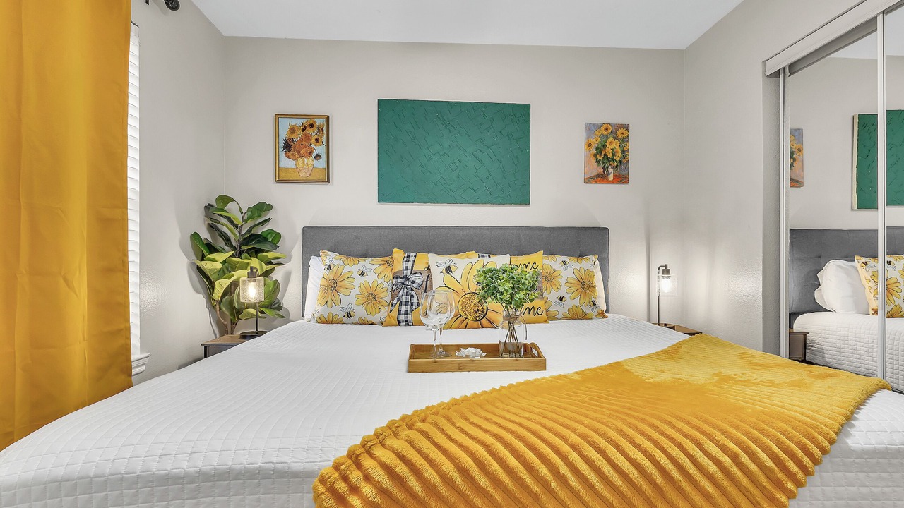 Photo of Bedroom in Pleasant Valley