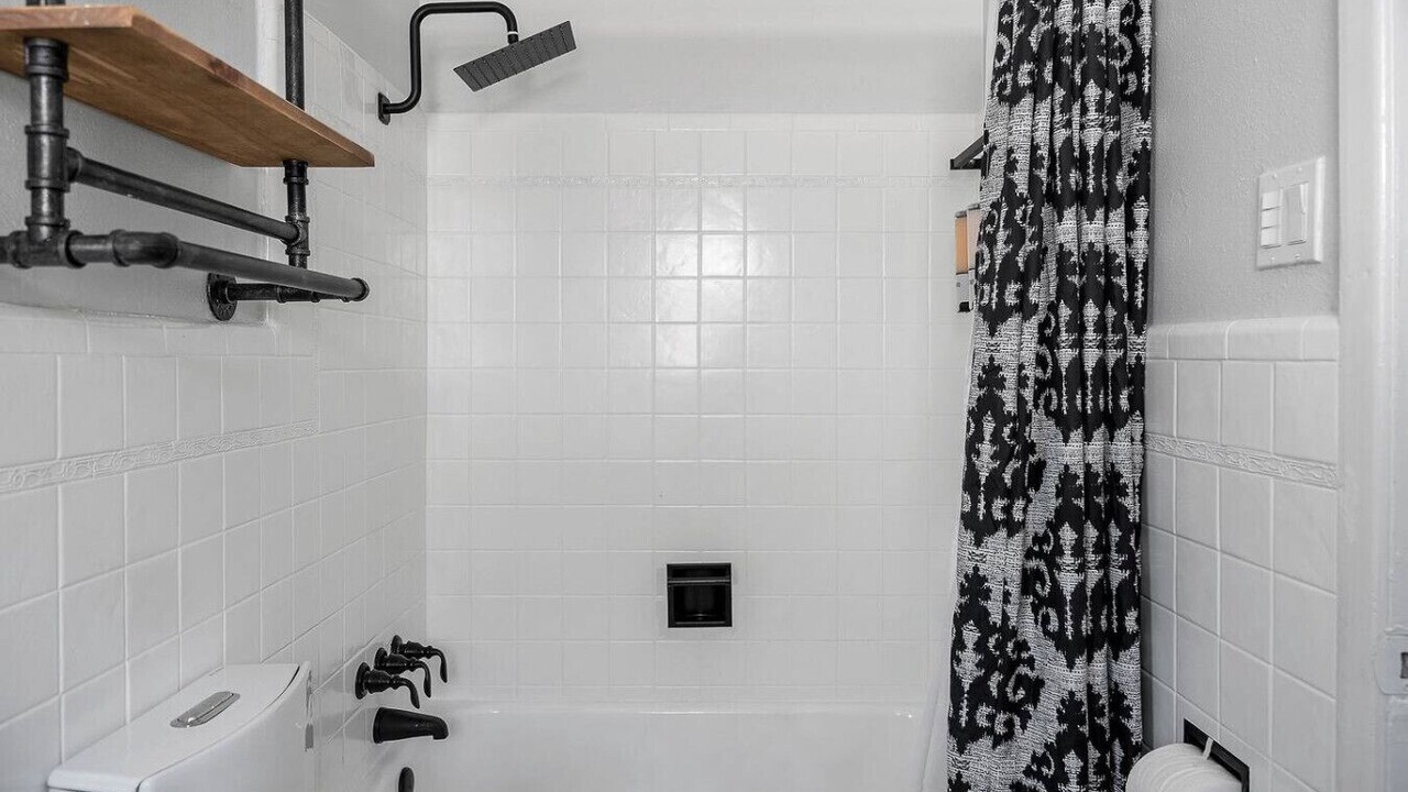 Photo of Bathroom in Oak Cliff