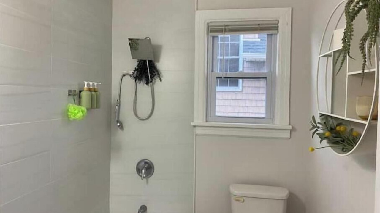 Photo of Bathroom in Carteret