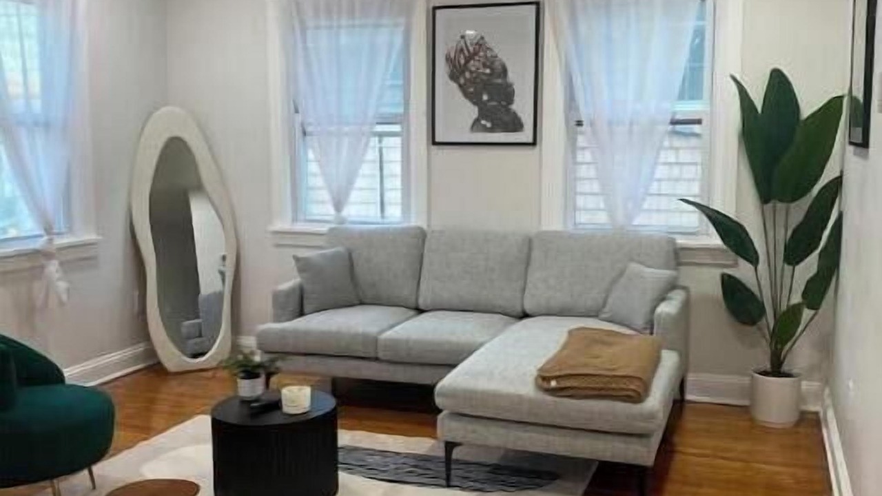 Photo of Livingroom in Carteret