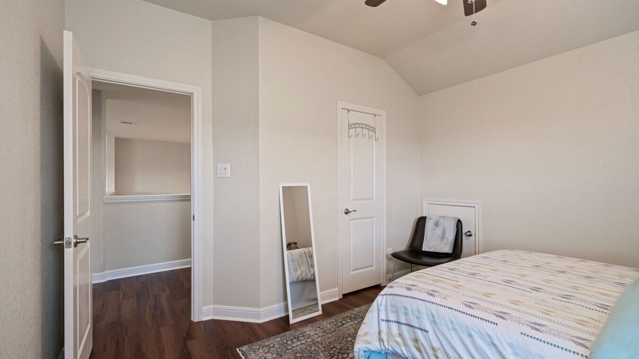 Photo of Bedroom in College Park
