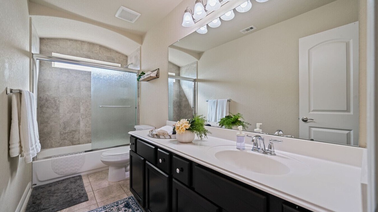 Photo of Bathroom in College Park