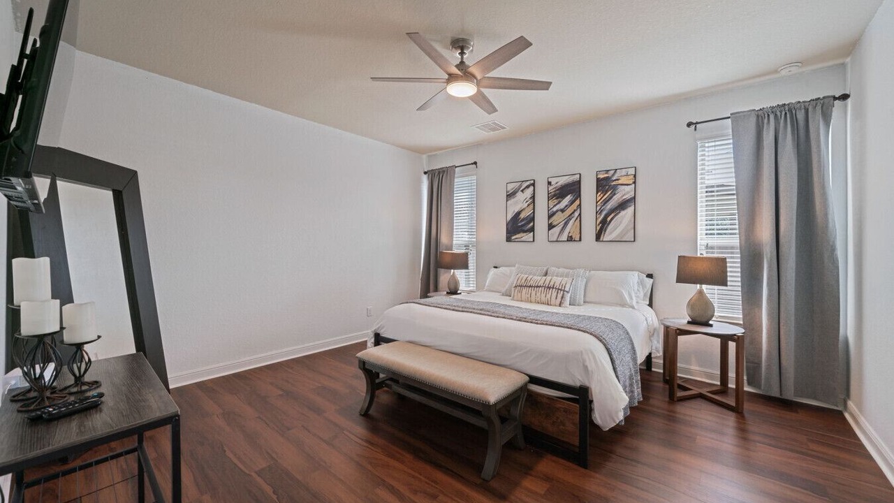Photo of Bedroom in College Park