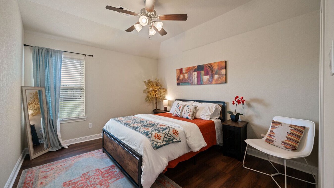 Photo of Bedroom in College Park