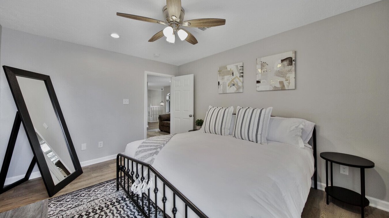 Photo of Bedroom in South Central Houston