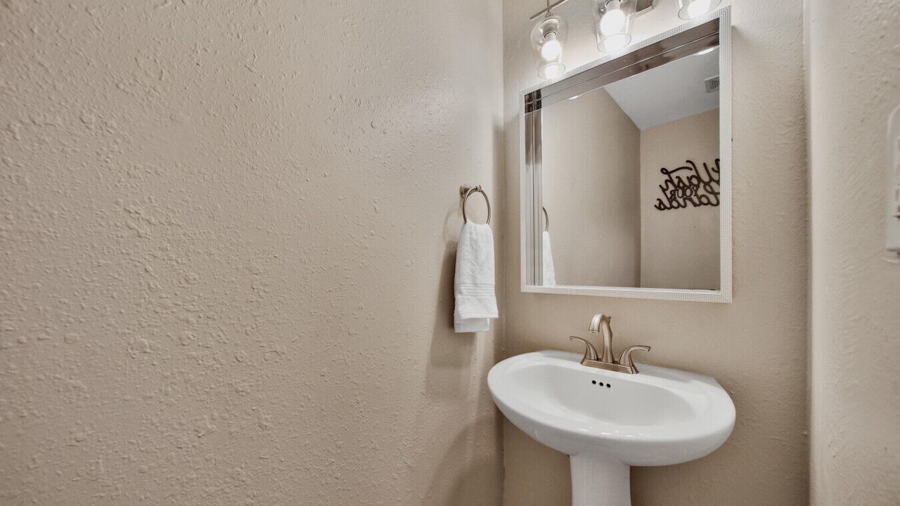 Photo of Bathroom in South Central Houston