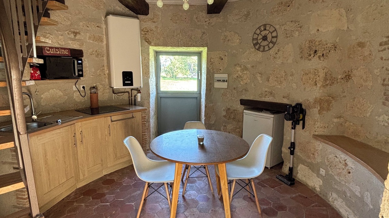 Photo of Others in Bon-Encontre