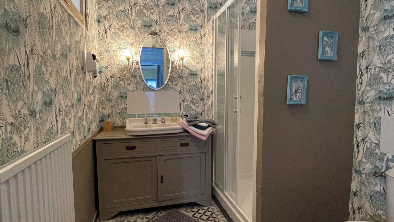 Photo of Bathroom in Abbeville