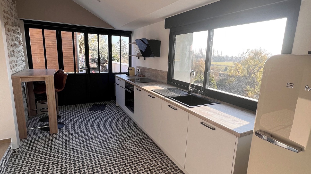 Photo of Kitchen in Checy