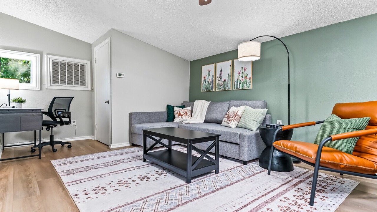 Photo of Livingroom in Irving