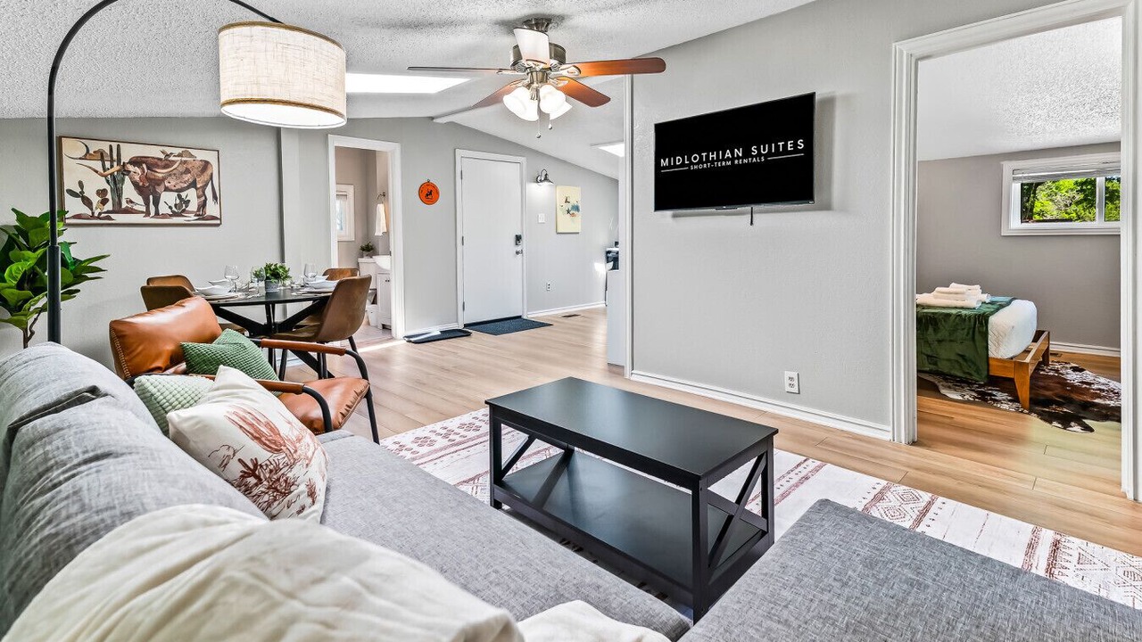 Photo of Livingroom in Irving
