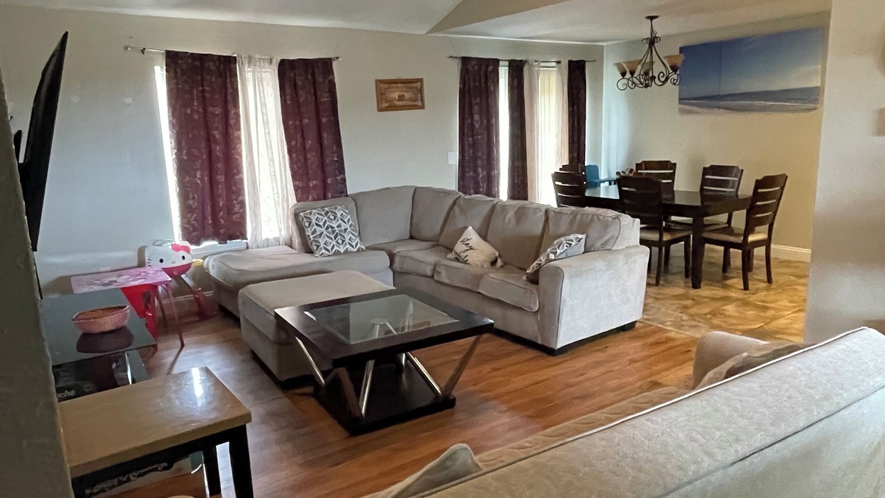 Photo of Livingroom in St. Robert
