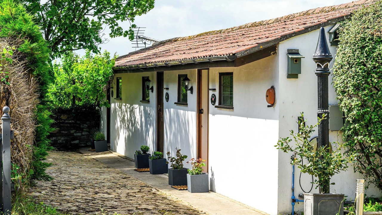 Photo of Others in Staple Hill