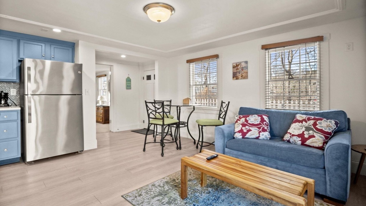 Photo of Livingroom in West Harwich