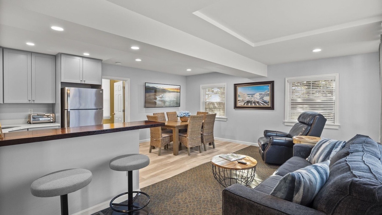 Photo of Livingroom in West Harwich