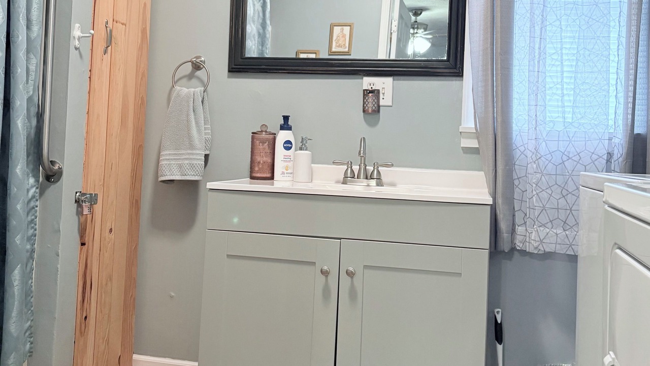 Photo of Bathroom in Marshfield
