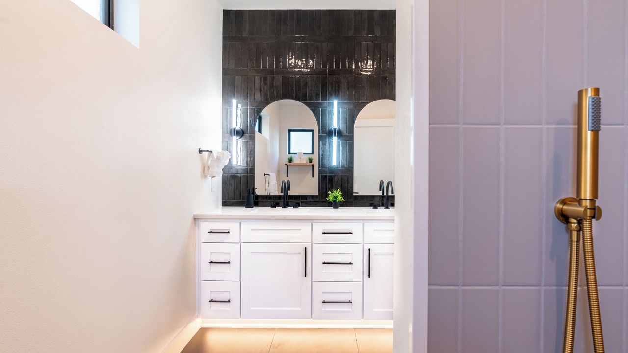 Photo of Bathroom in Amazon