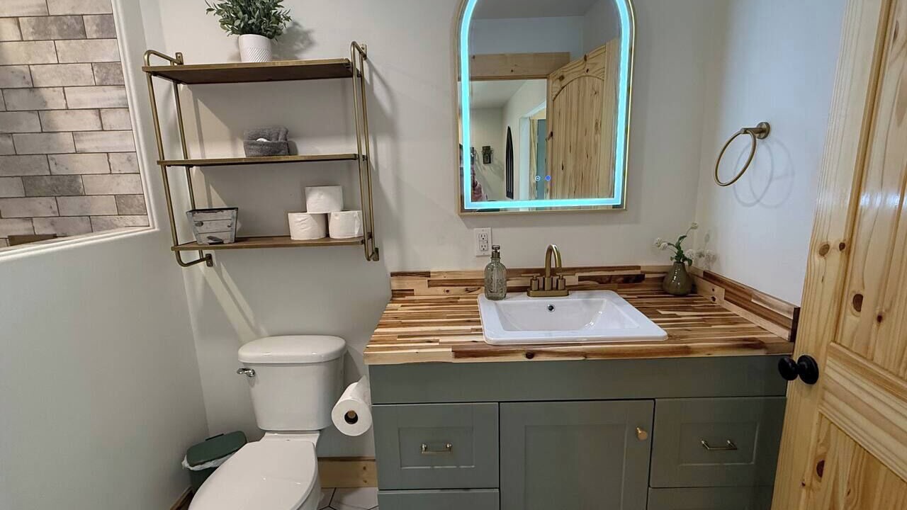 Photo of Bathroom in Kirby
