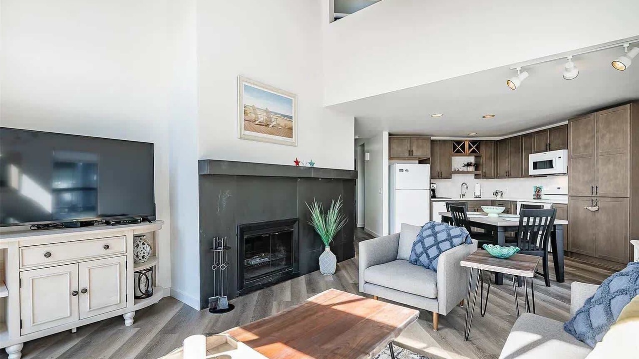 Photo of Livingroom in Birch Bay