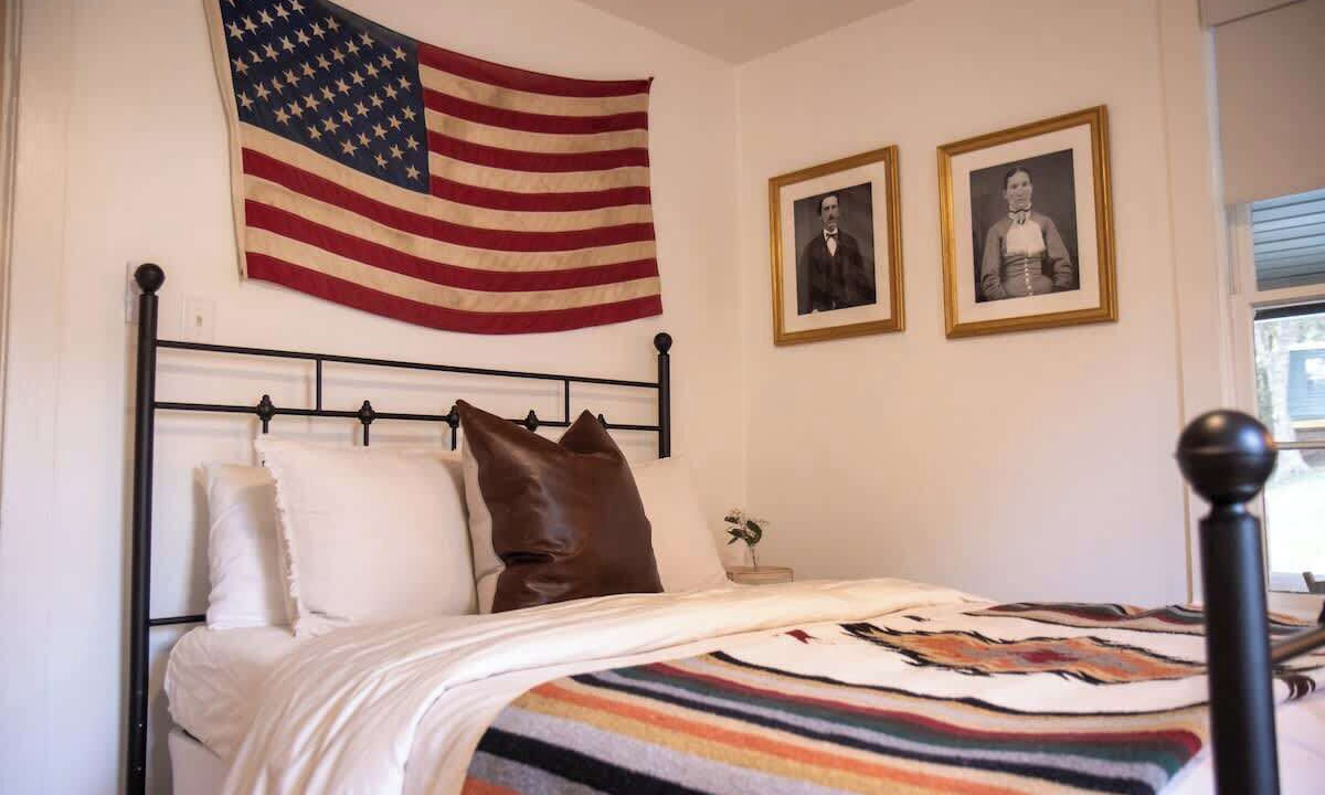 Photo of Bedroom in Leipers Fork