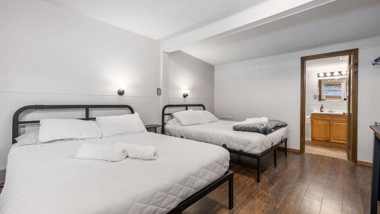 Photo of Bedroom in Deadwood