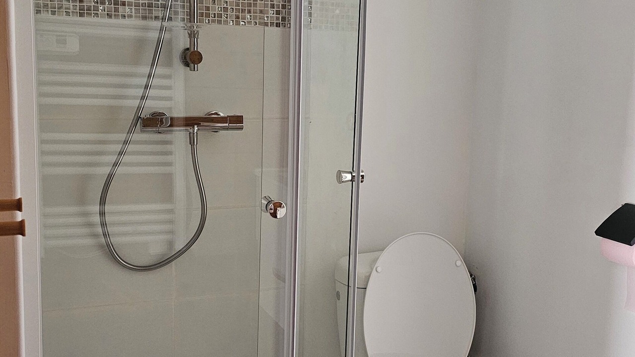 Photo of Bathroom in Dieppe