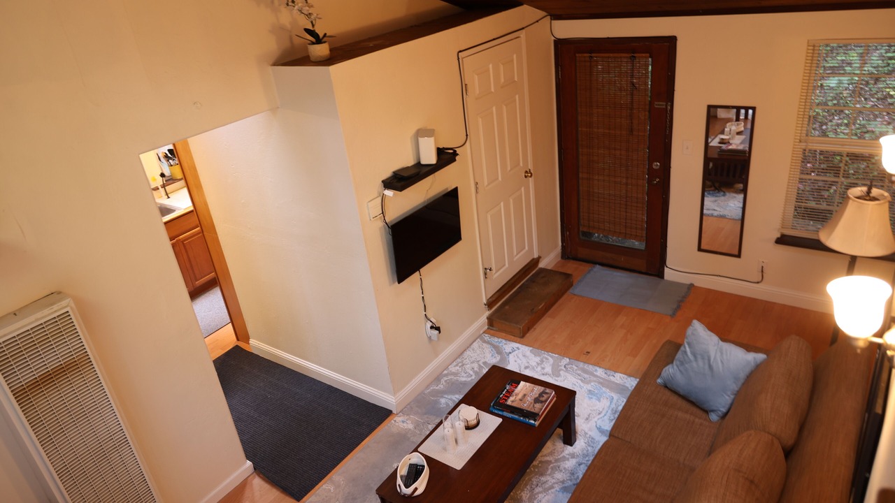 Photo of Livingroom in Felton