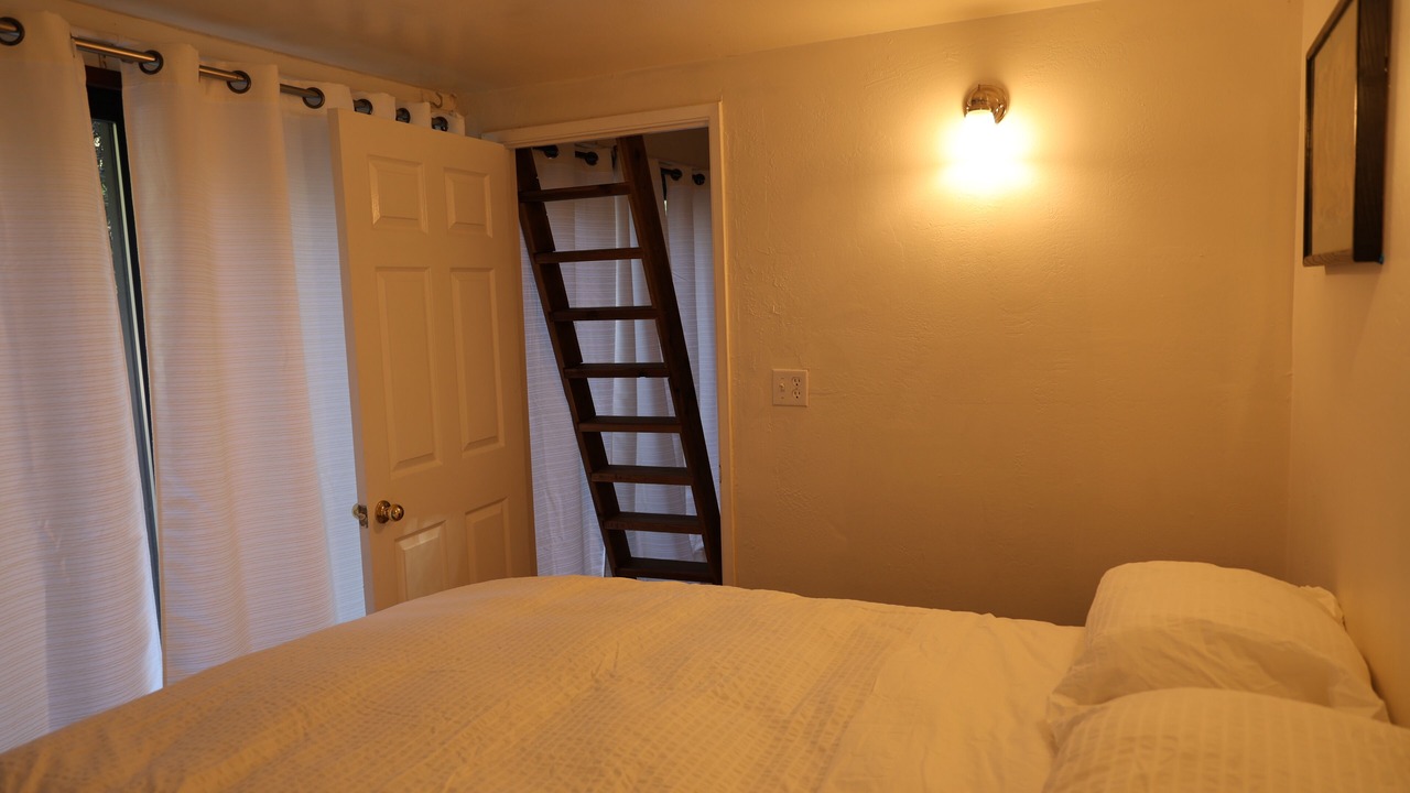 Photo of Bedroom in Felton