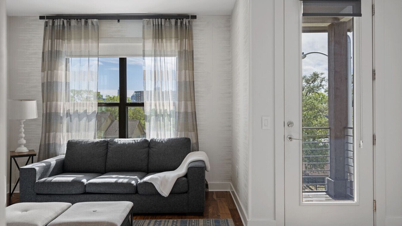 Photo of Livingroom in Central East Austin