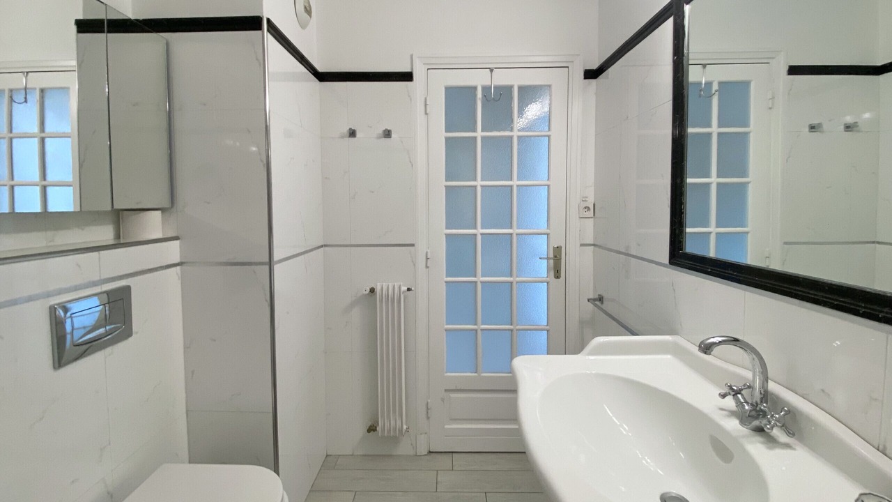 Photo of Bathroom in Menton
