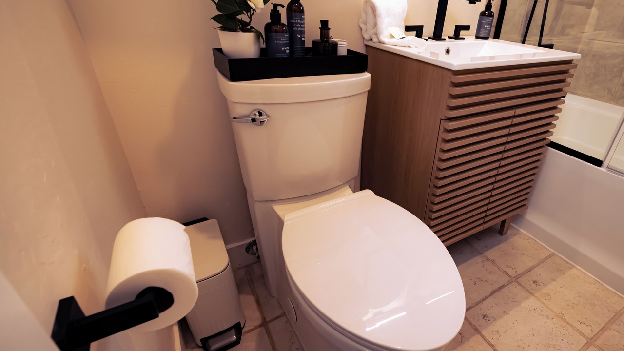 Photo of Bathroom in Winter Gardens
