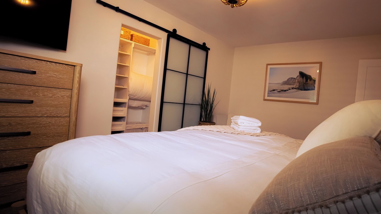 Photo of Bedroom in Winter Gardens