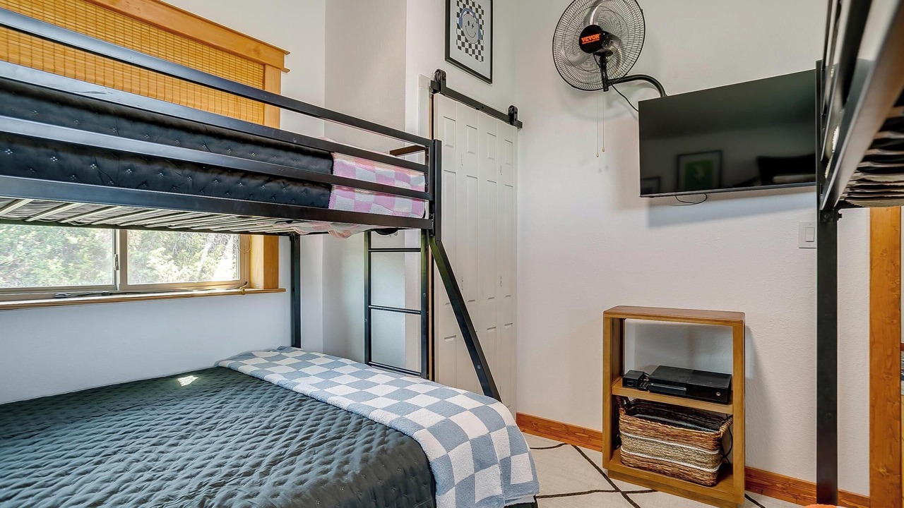 Photo of Bedroom in Dennis