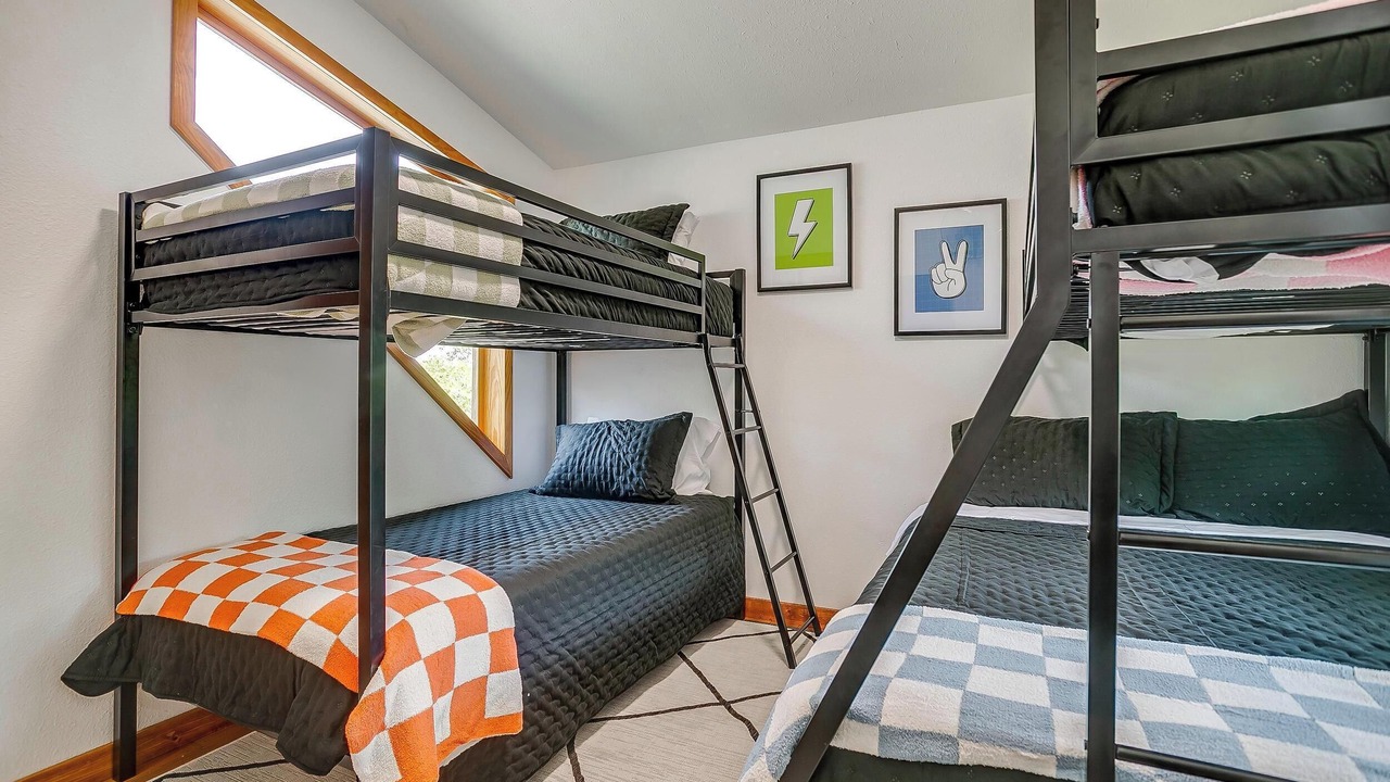 Photo of Bedroom in Dennis