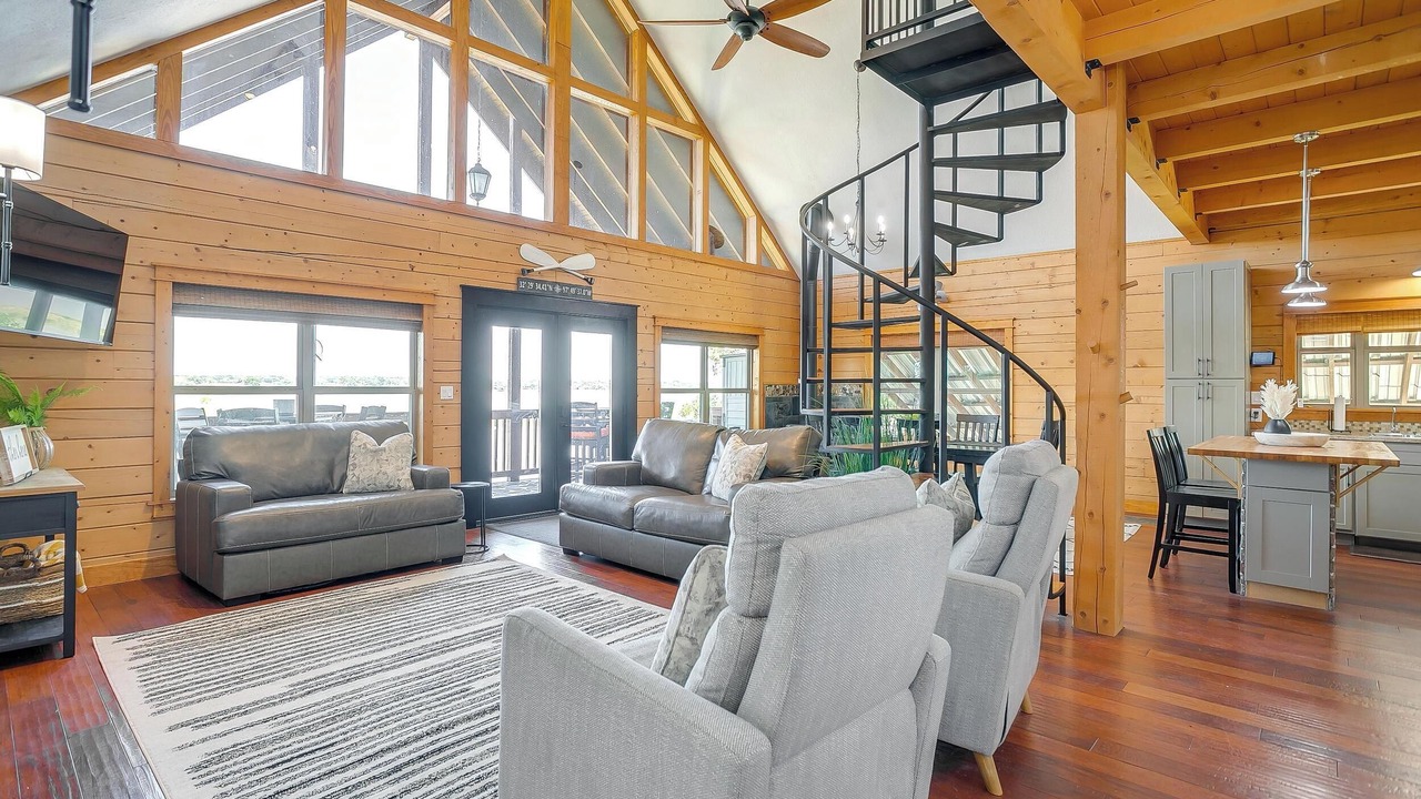 Photo of Livingroom in Dennis