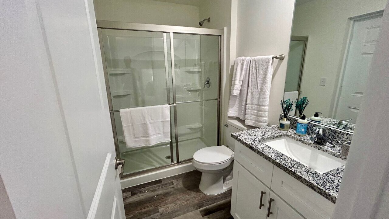 Photo of Bathroom in Diplomat