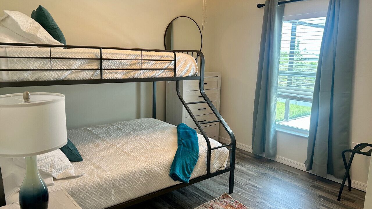 Photo of Bedroom in Diplomat