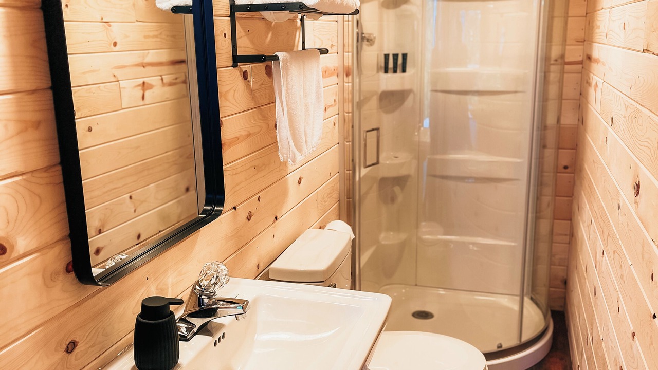 Photo of Bathroom in Iron Post