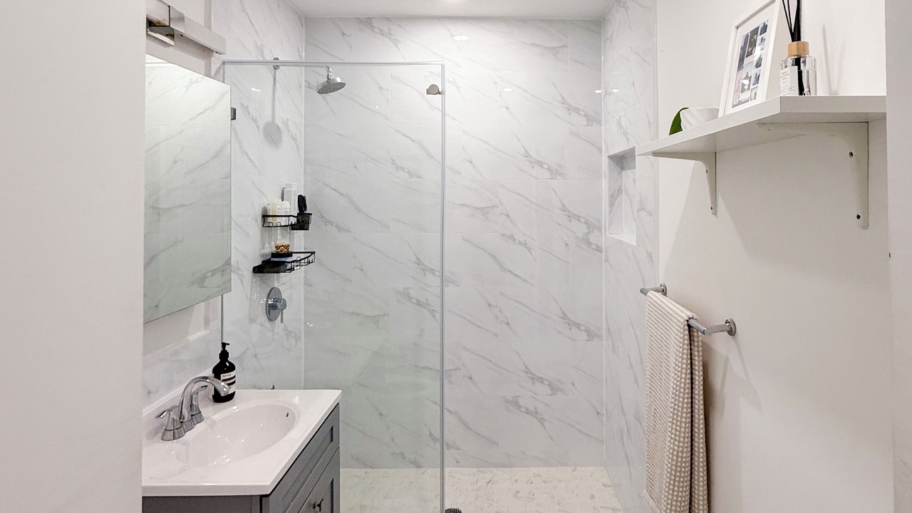 Photo of Bathroom in Bushwick