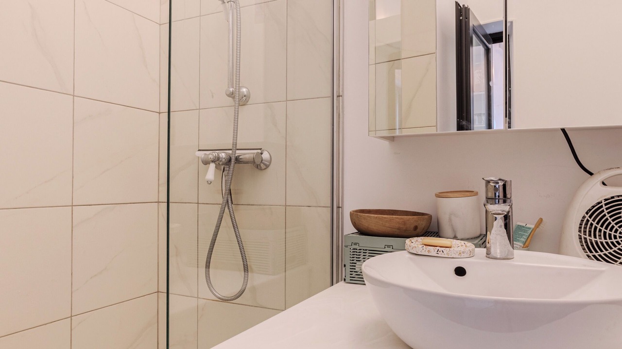Photo of Bathroom in Quartier de la Chapelle