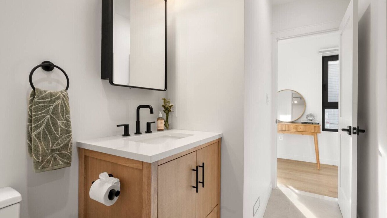 Photo of Bathroom in Jeffries Point