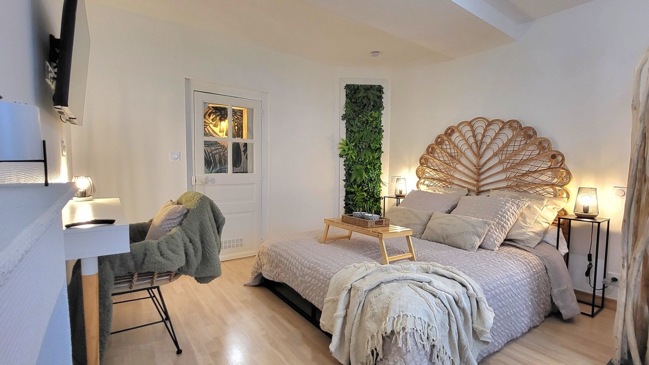 Photo of Bedroom in Dinan - Saint-Malo