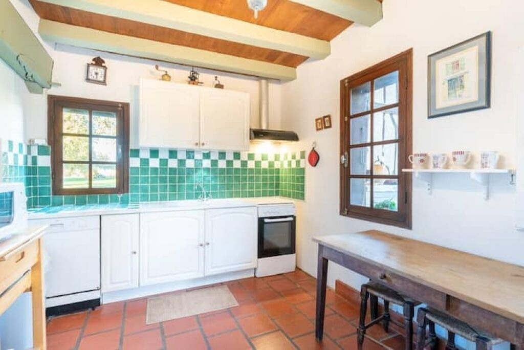 Photo of Kitchen in Lacquy