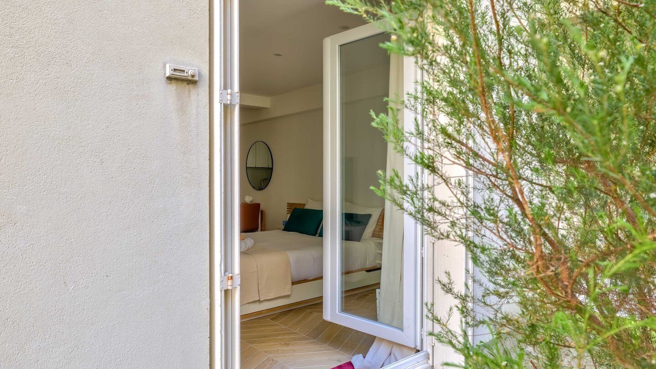 Photo of Bedroom in Montparnasse