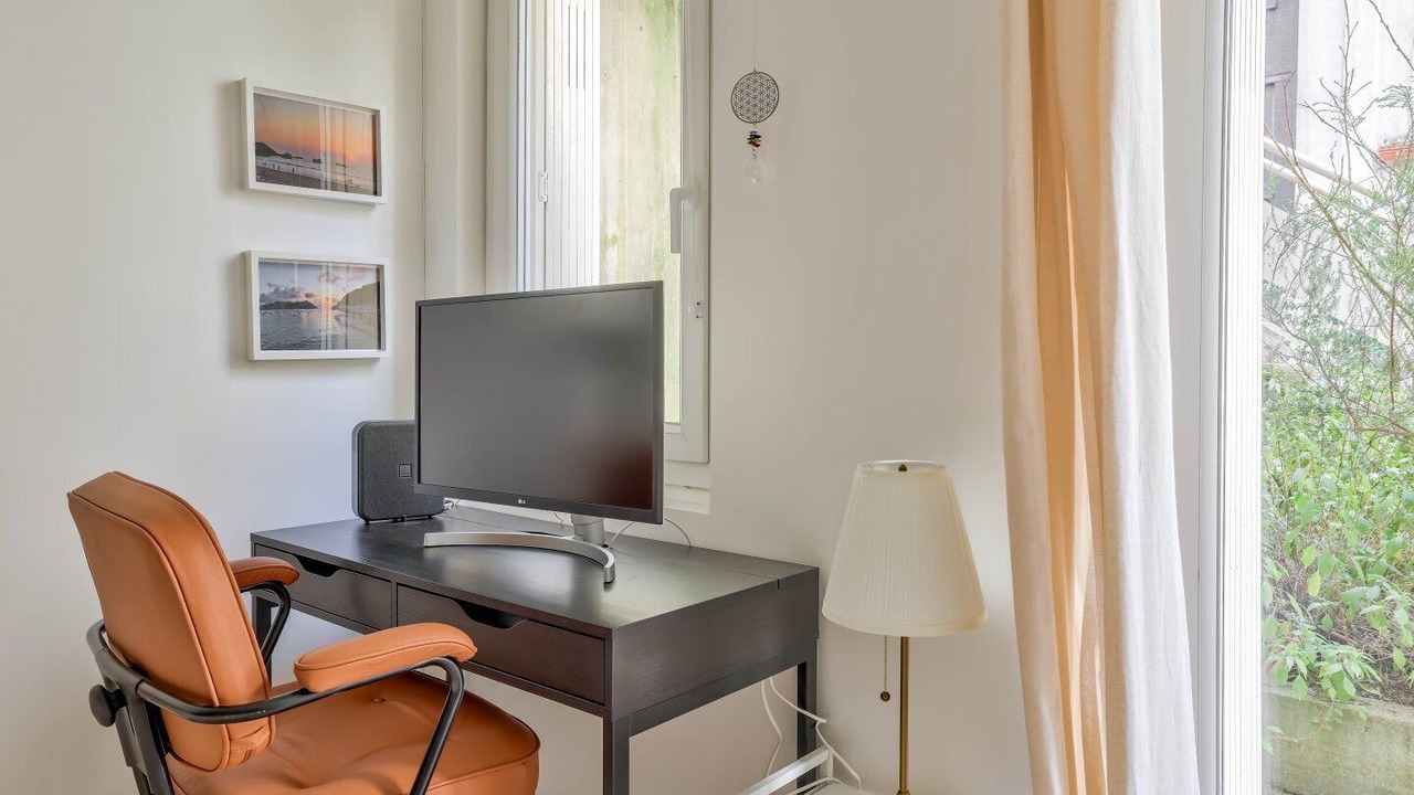 Photo of Others in Montparnasse