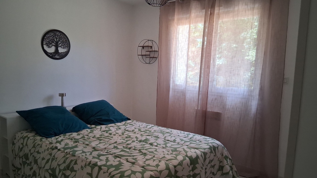 Photo of Bedroom in Piolenc