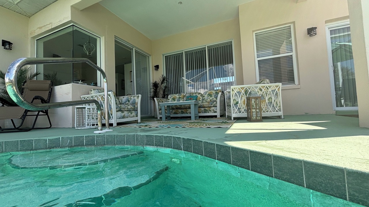 Photo of Patio Balcony in Long Meadow